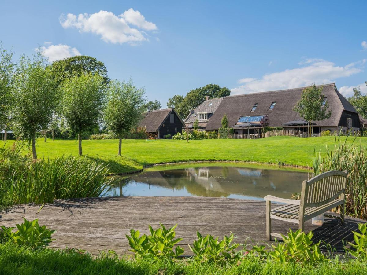 Villa Grandeur Farmhouse In Dwingeloo At A National Park Exterior foto